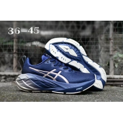 Asics Mens running shoes 055